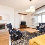 - Old Town Appartement *
