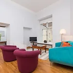 - Old Town Appartement *