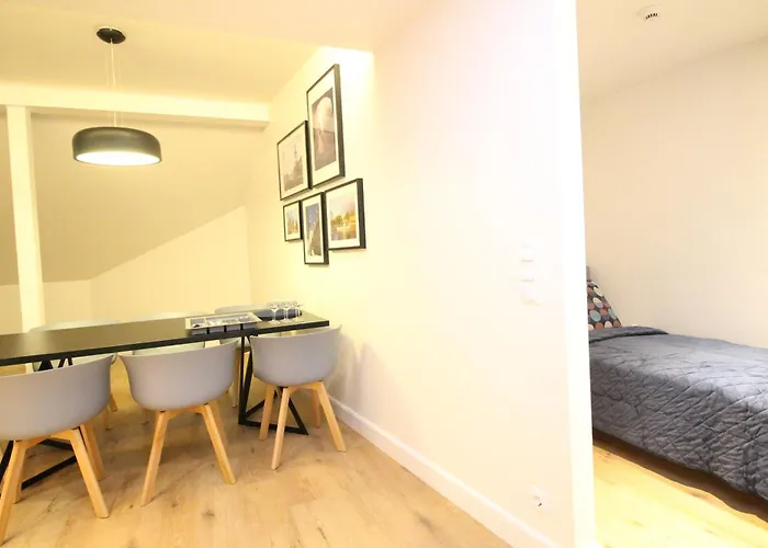 - Old Town Appartement *