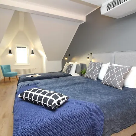 - Old Town Appartement *