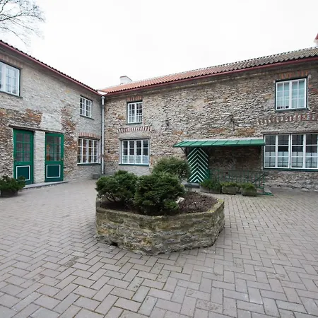 - Old Town Apartament Tallin