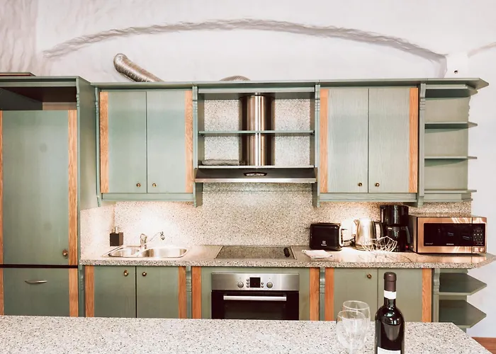 - Old Town Apartament *