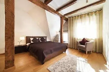 - Old Town Apartament *